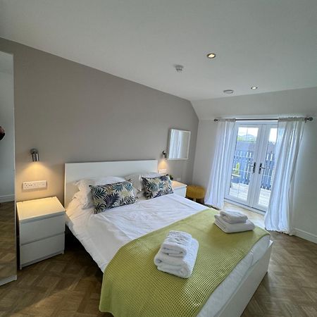 6 Sheraton Apartments Форт Уилям Екстериор снимка