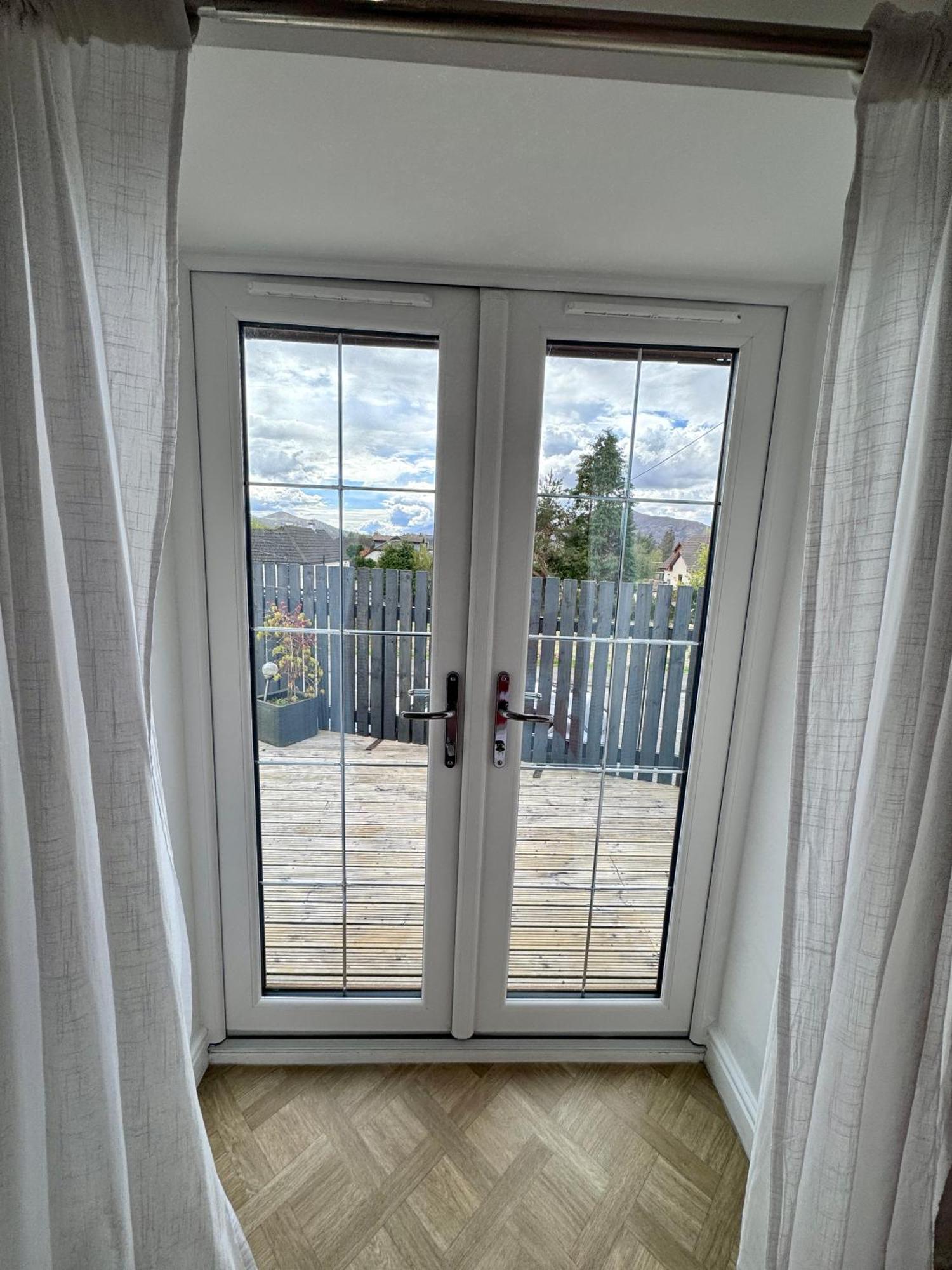 6 Sheraton Apartments Форт Уилям Екстериор снимка