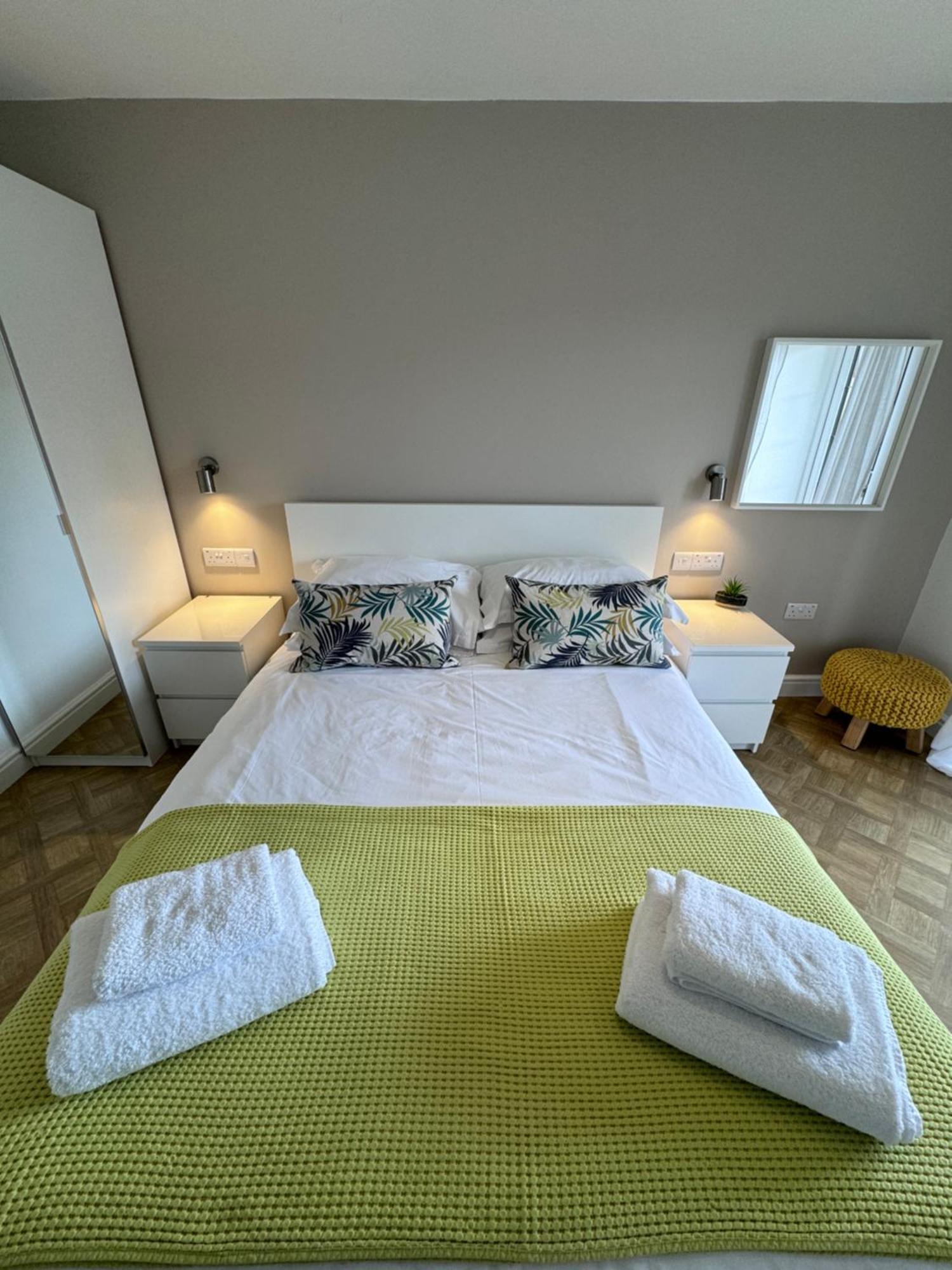 6 Sheraton Apartments Форт Уилям Екстериор снимка